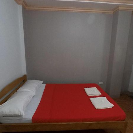 Pe'Re Aristo Guesthouse Mandaue City Ngoại thất bức ảnh