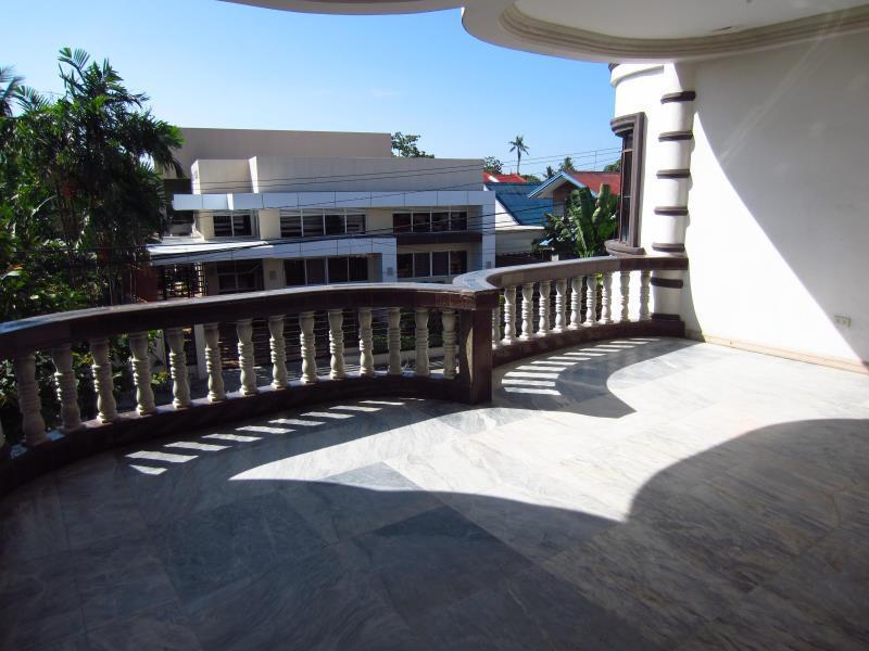 Pe'Re Aristo Guesthouse Mandaue City Ngoại thất bức ảnh