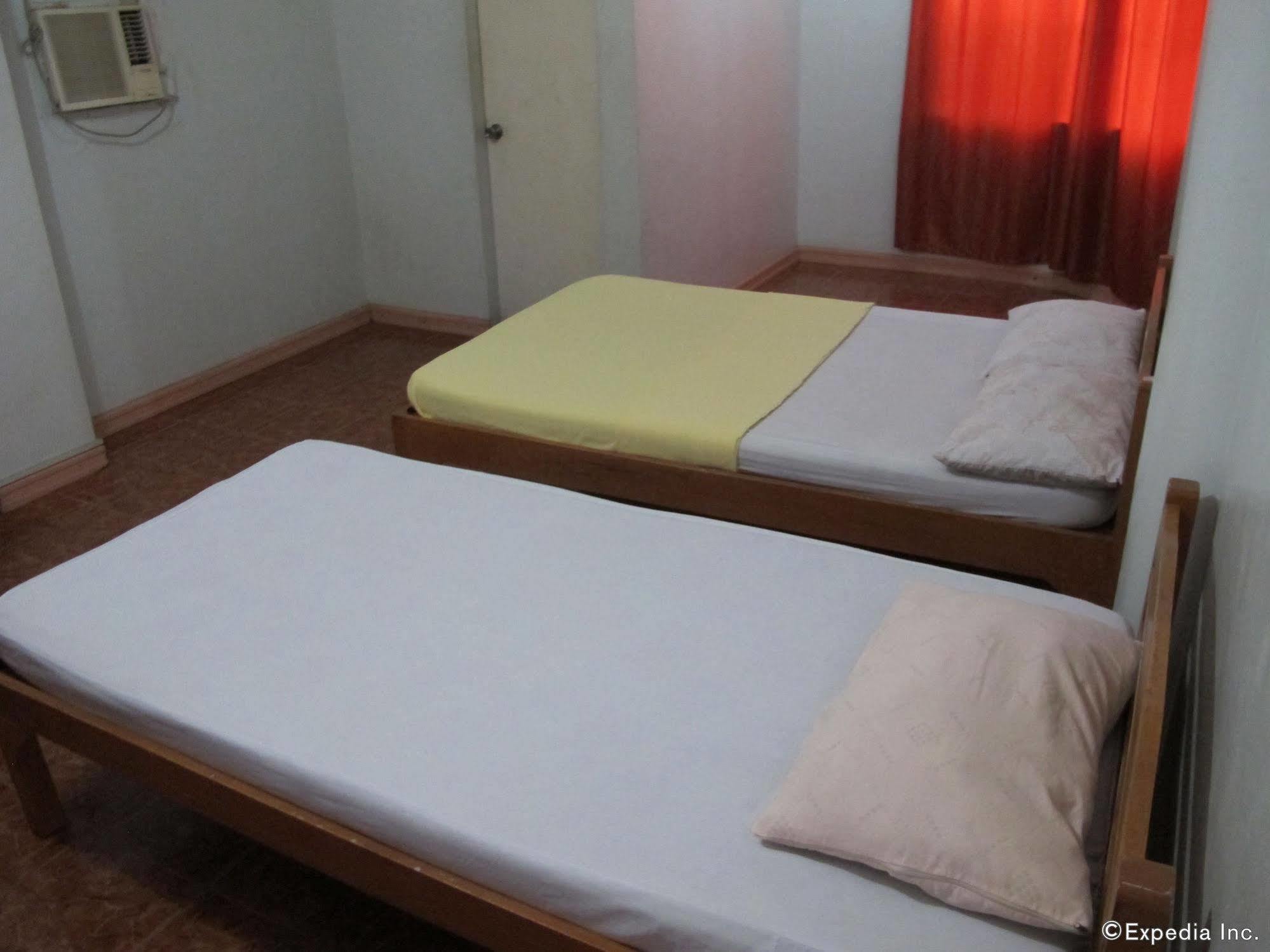 Pe'Re Aristo Guesthouse Mandaue City Ngoại thất bức ảnh