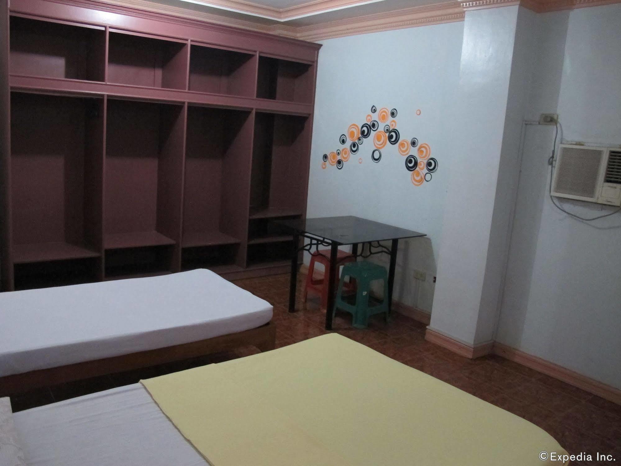 Pe'Re Aristo Guesthouse Mandaue City Ngoại thất bức ảnh