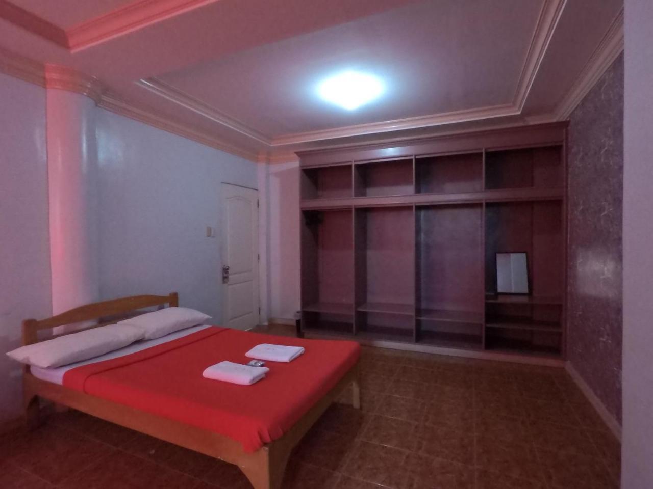 Pe'Re Aristo Guesthouse Mandaue City Ngoại thất bức ảnh