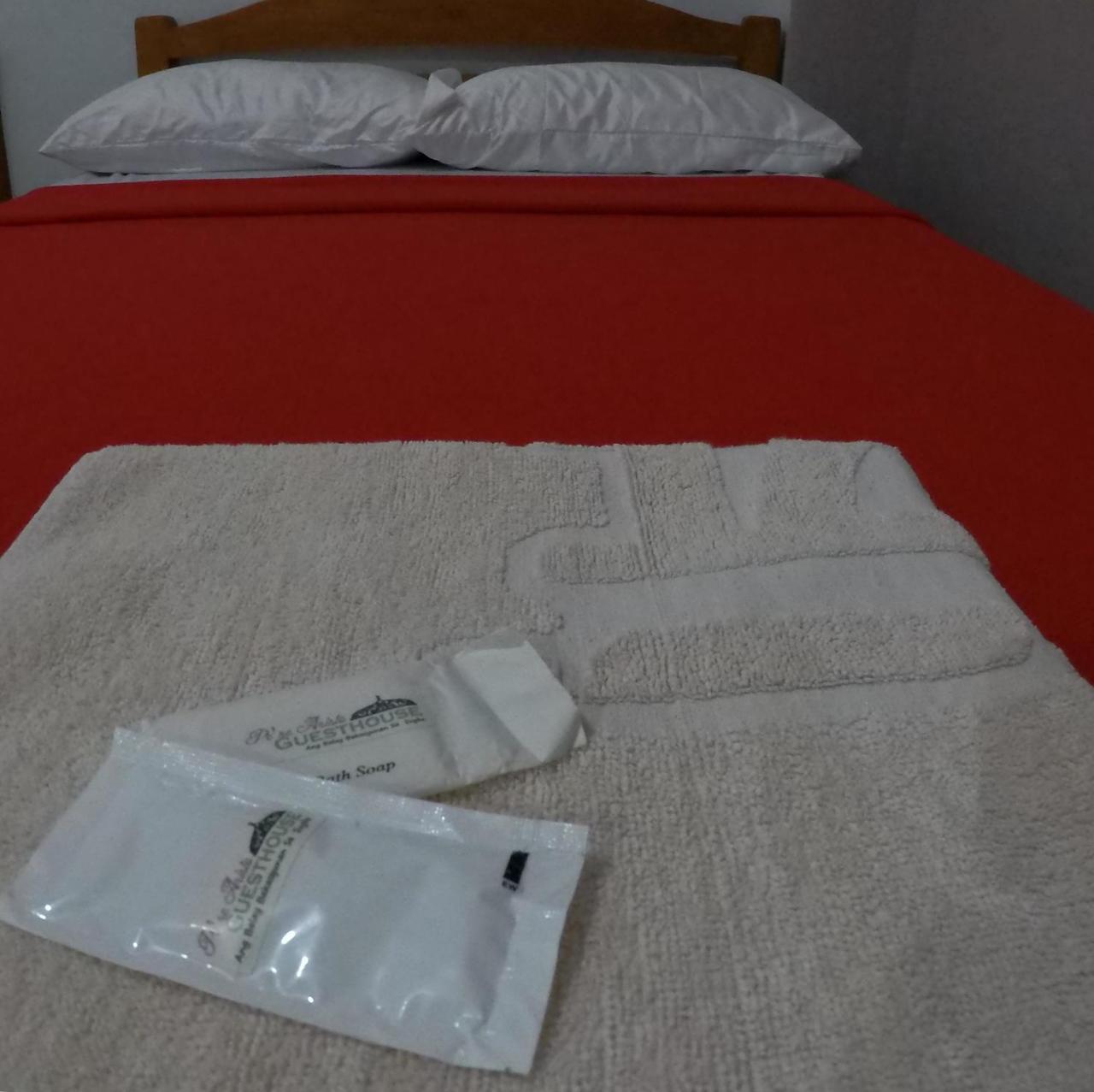 Pe'Re Aristo Guesthouse Mandaue City Ngoại thất bức ảnh