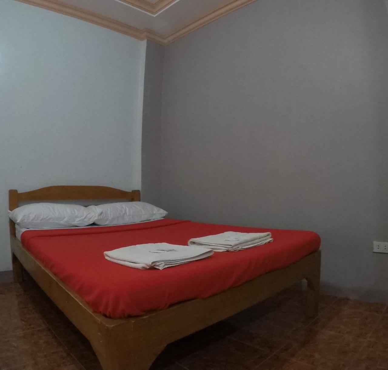 Pe'Re Aristo Guesthouse Mandaue City Ngoại thất bức ảnh