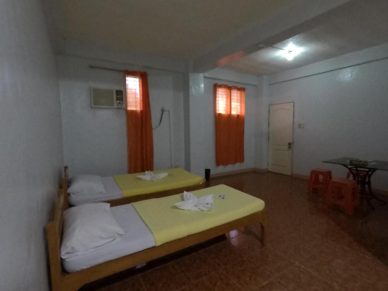 Pe'Re Aristo Guesthouse Mandaue City Ngoại thất bức ảnh