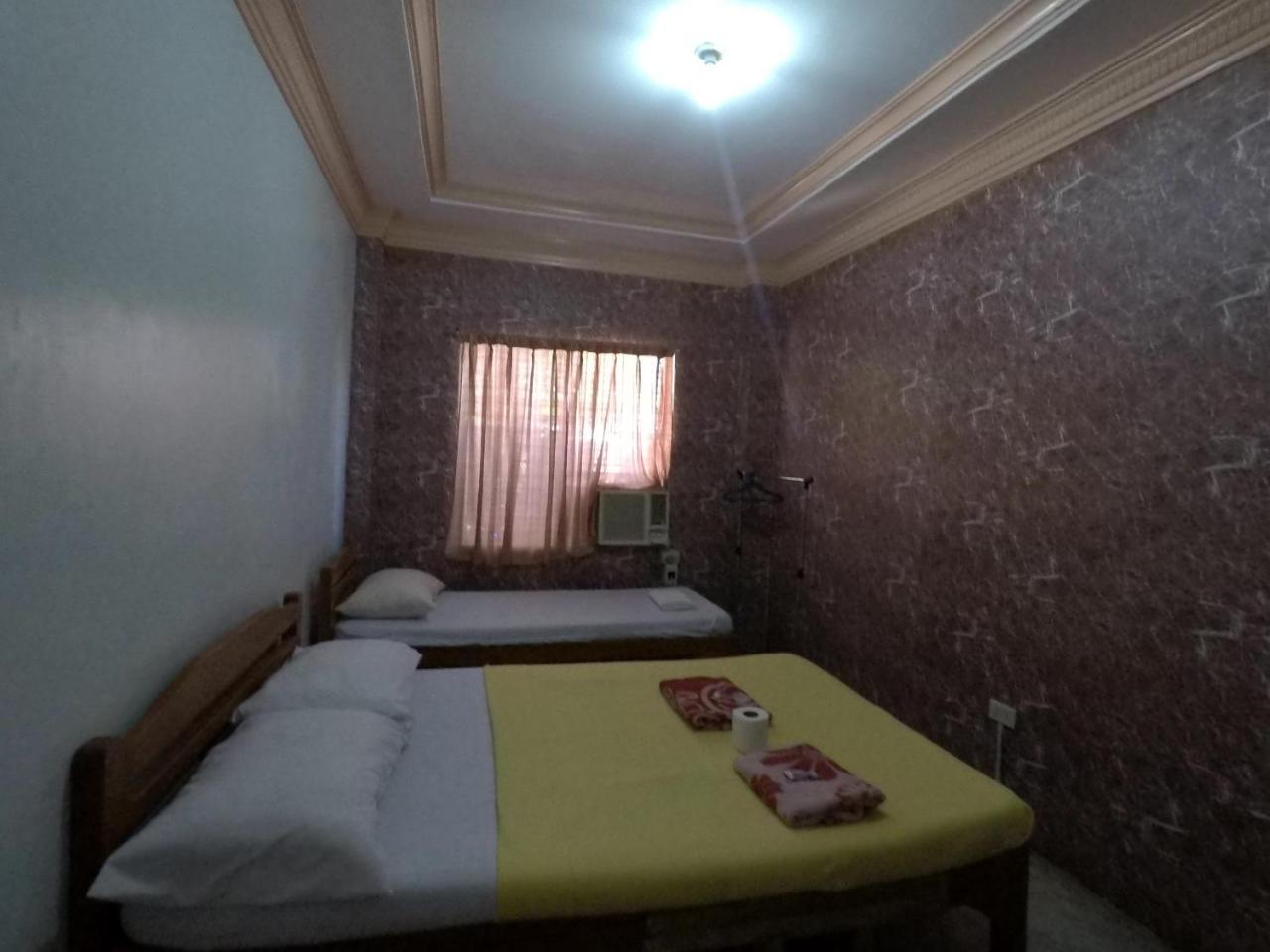 Pe'Re Aristo Guesthouse Mandaue City Ngoại thất bức ảnh
