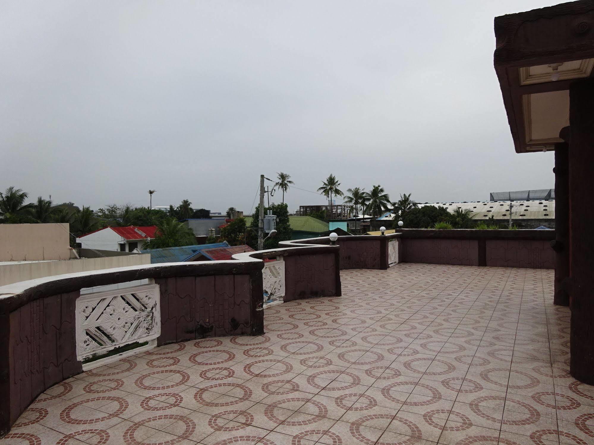 Pe'Re Aristo Guesthouse Mandaue City Ngoại thất bức ảnh